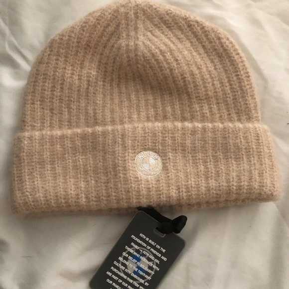 Kith x Bmw collaboration beanie exclusive - Picture 4 of 4